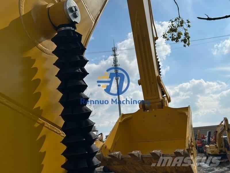 Komatsu PC200-8MO 履带挖掘机