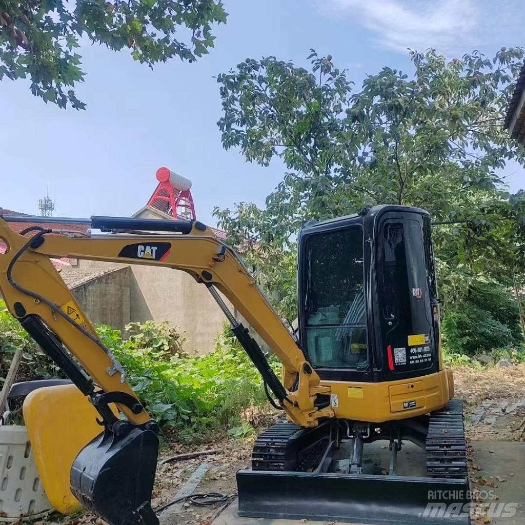 CAT 303.5 E CR 小型挖掘机