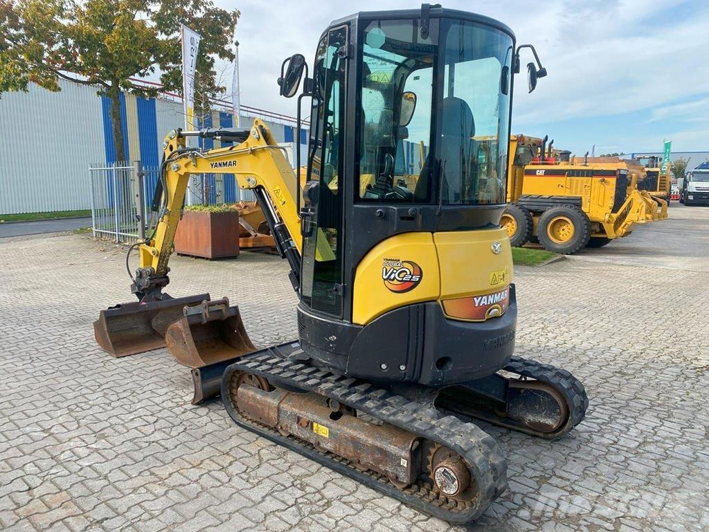 Yanmar VIO25-4 NVT 小型挖掘机