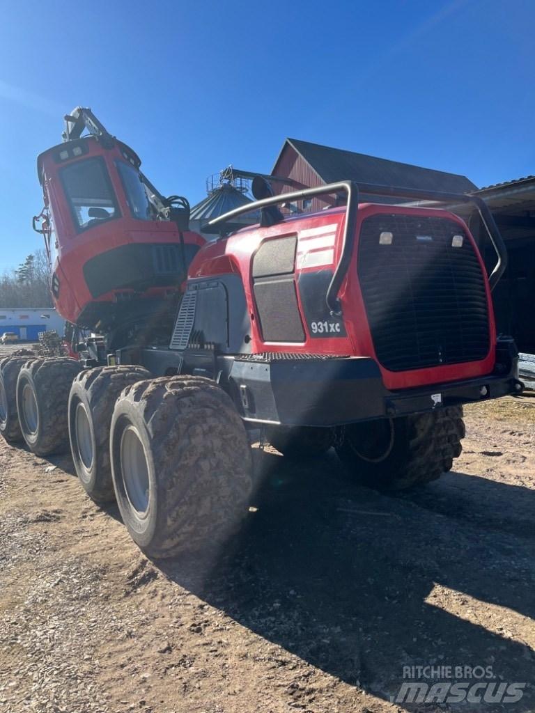 Komatsu 931 XC 收割机