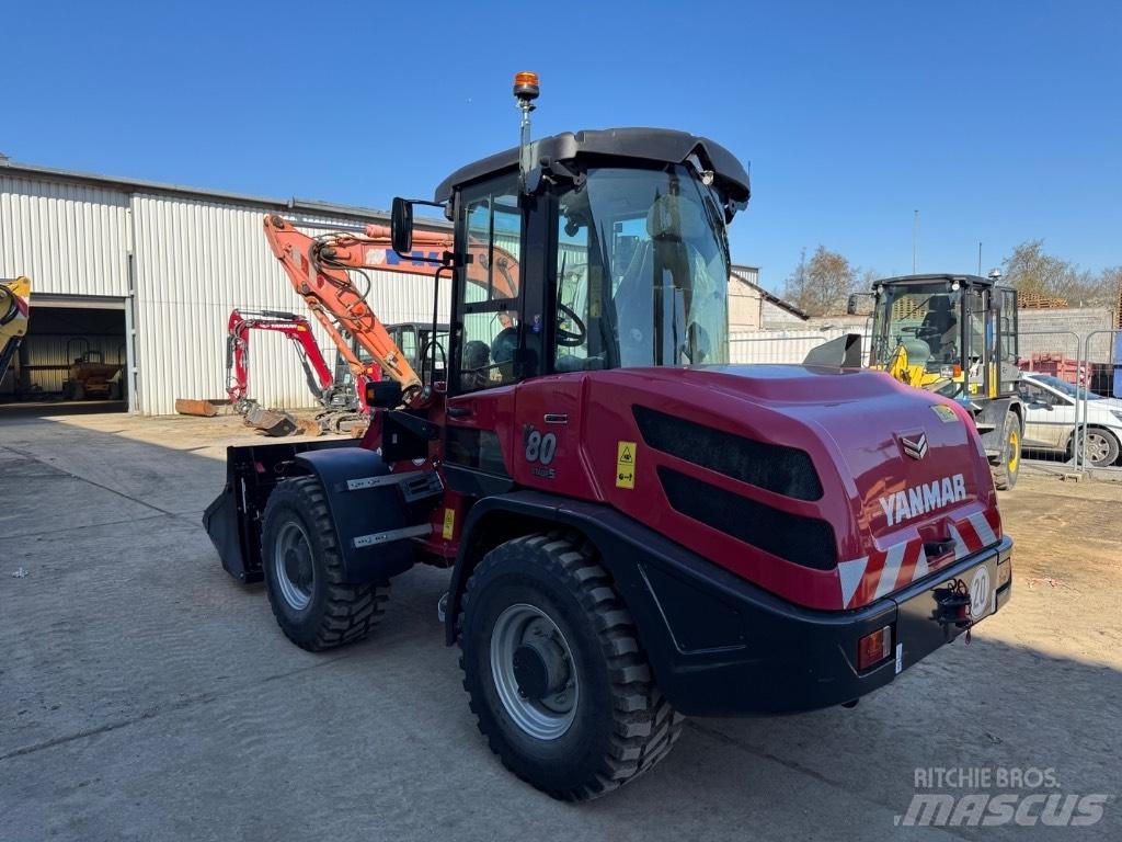 Yanmar V80 (02006) 轮式装载机