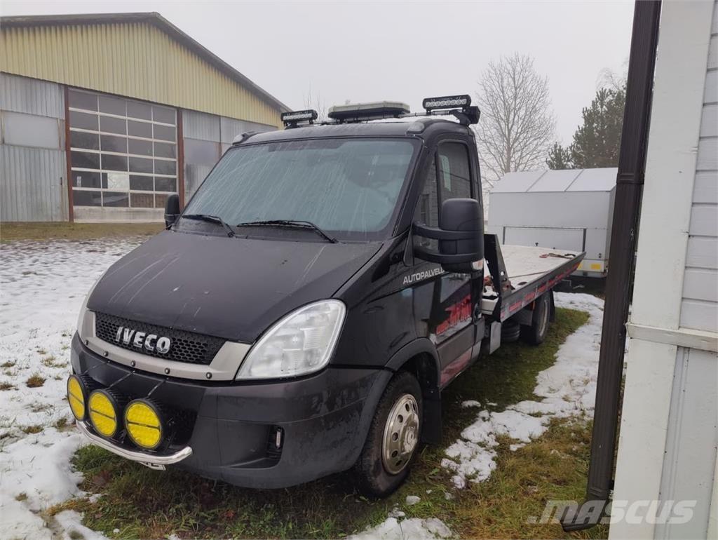 Iveco 35C13 4x2 救援车