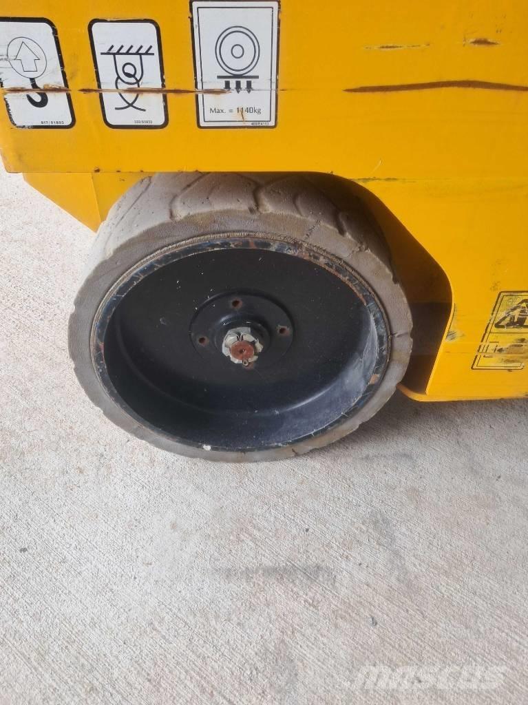 JCB S4550E 剪叉式升降机