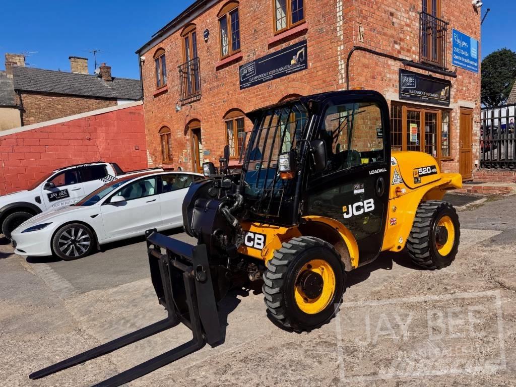 JCB 520-40 伸缩臂叉装车|叉装车