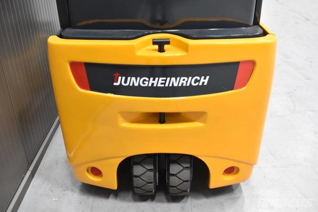 Jungheinrich EFG 220 电动叉车