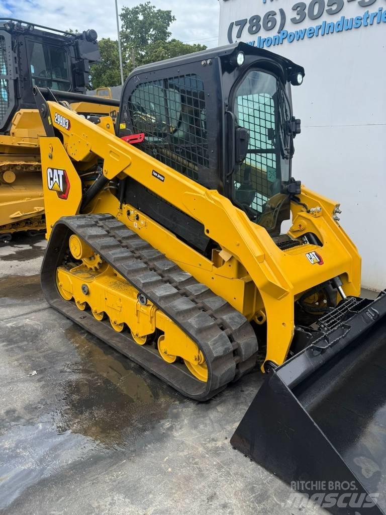 CAT 299 D3 滑移装载机
