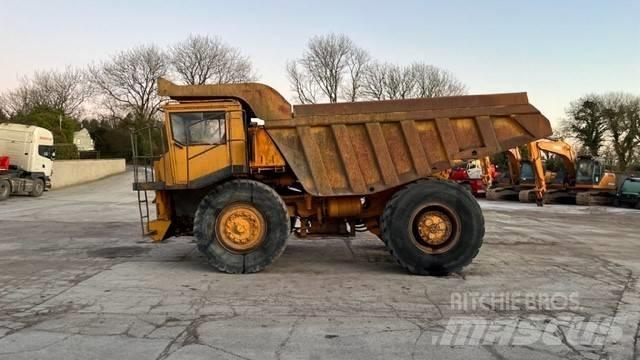 Aveling Barford RD40 刚性自卸车