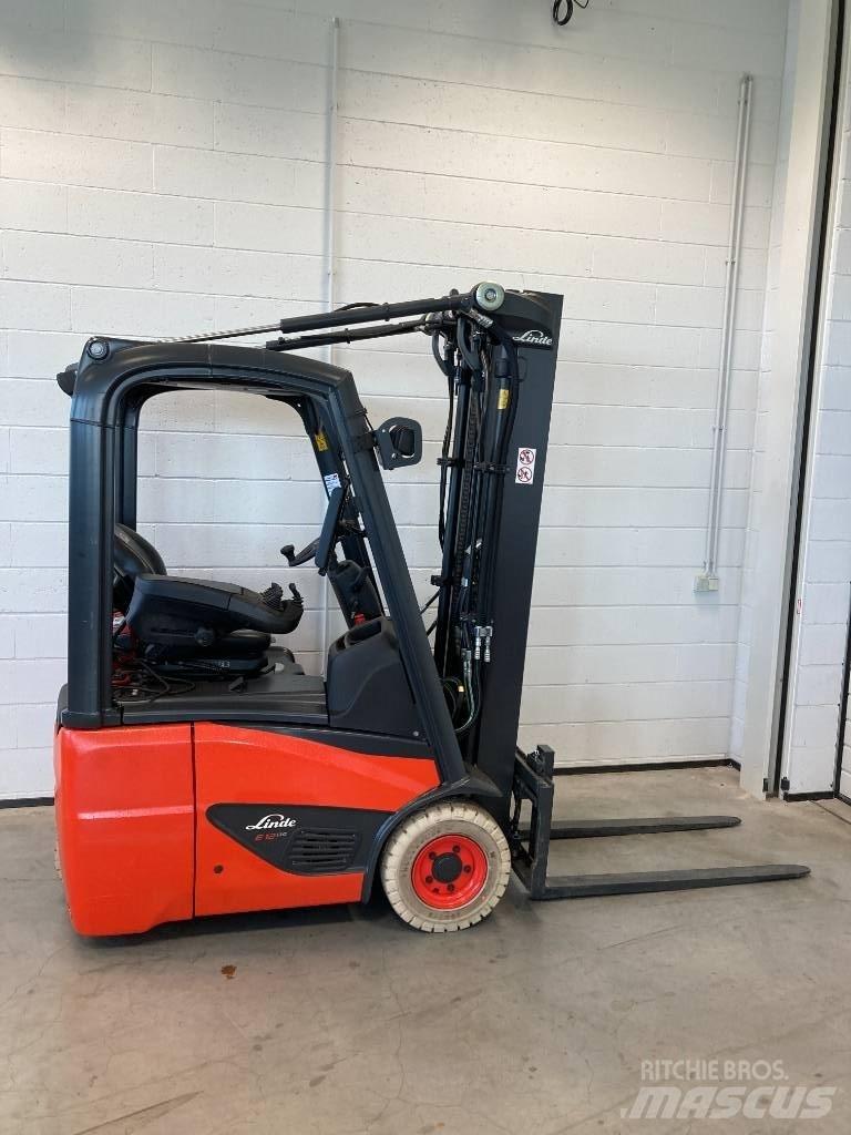 Linde E12/386 电动叉车