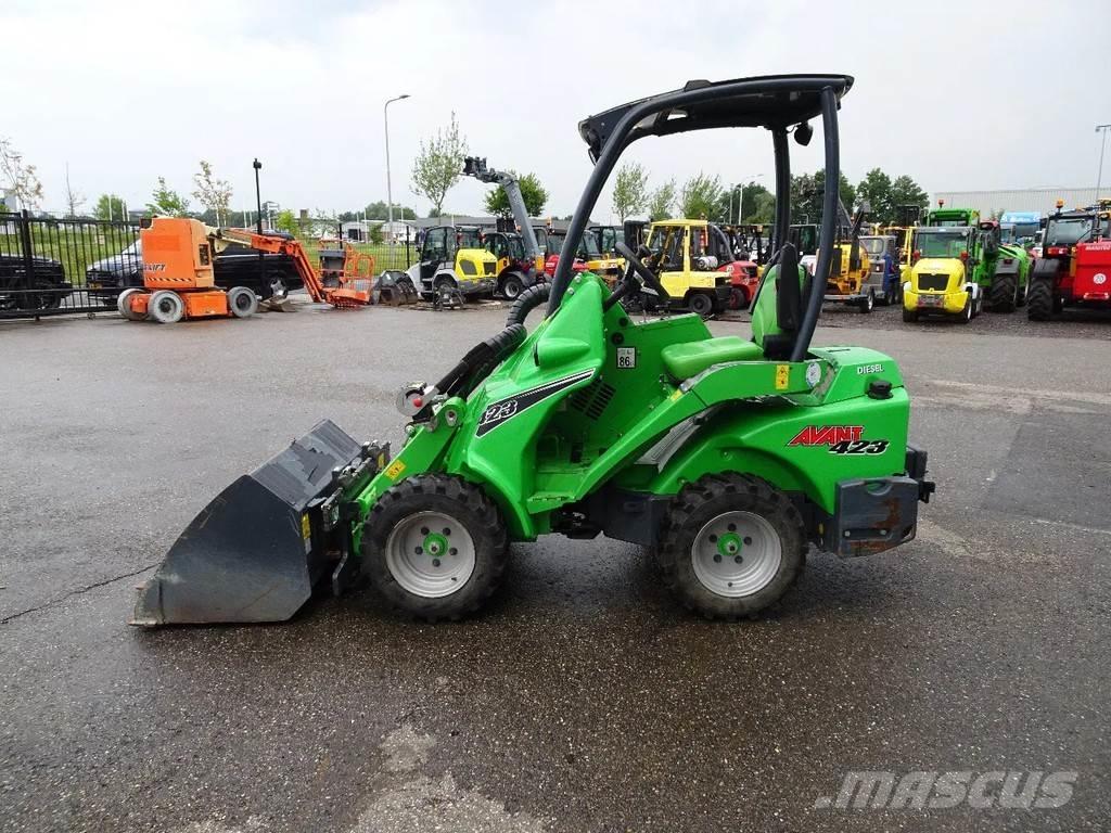 Avant 423 小型装载机