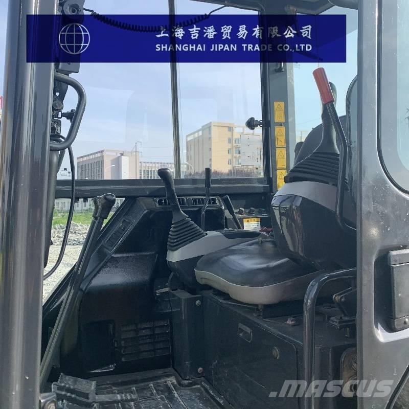 Komatsu PC 55 MR 小型挖掘机