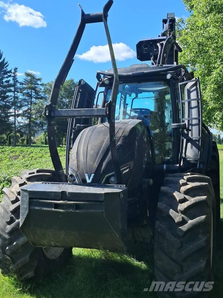 Valtra T 174 收割机