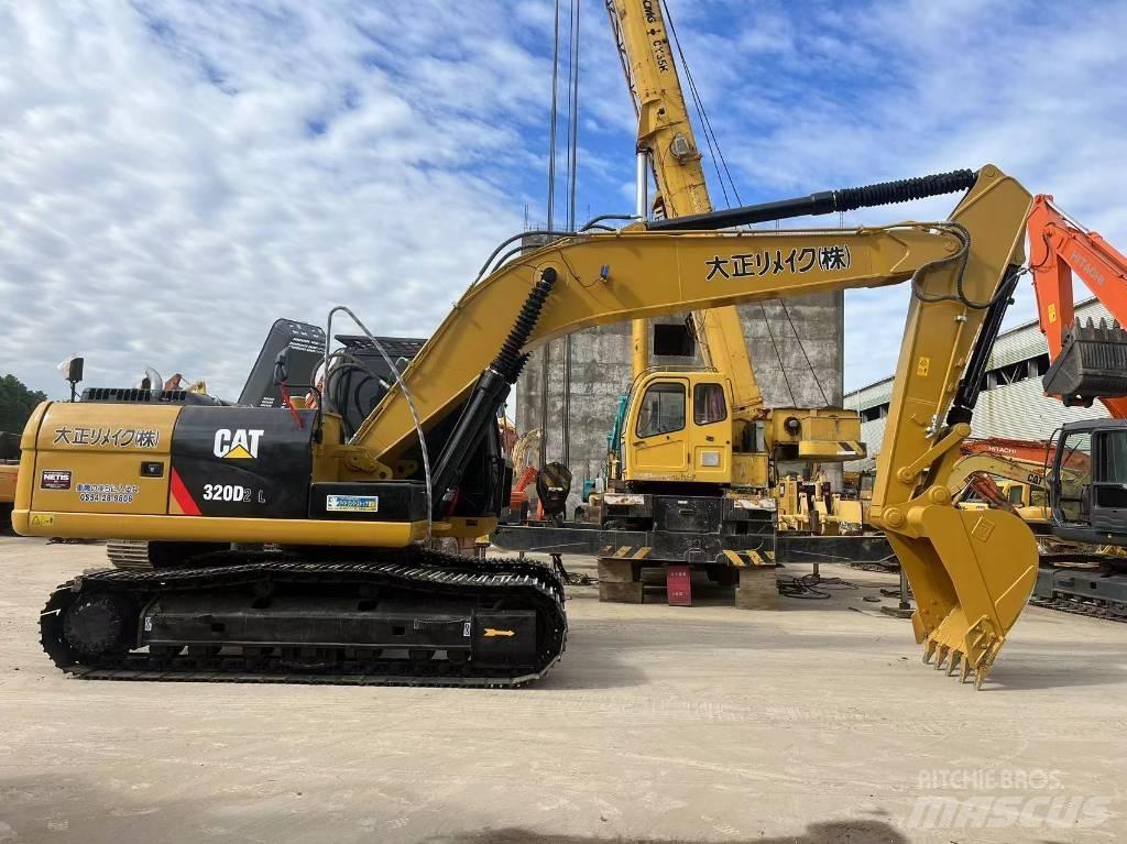 CAT 320 D 履带挖掘机