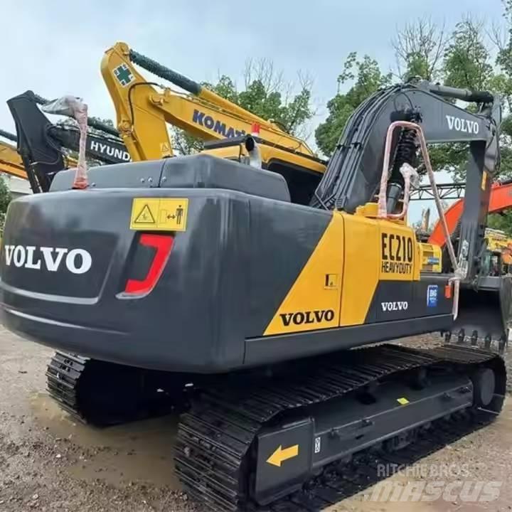 Volvo EC210D 履带挖掘机