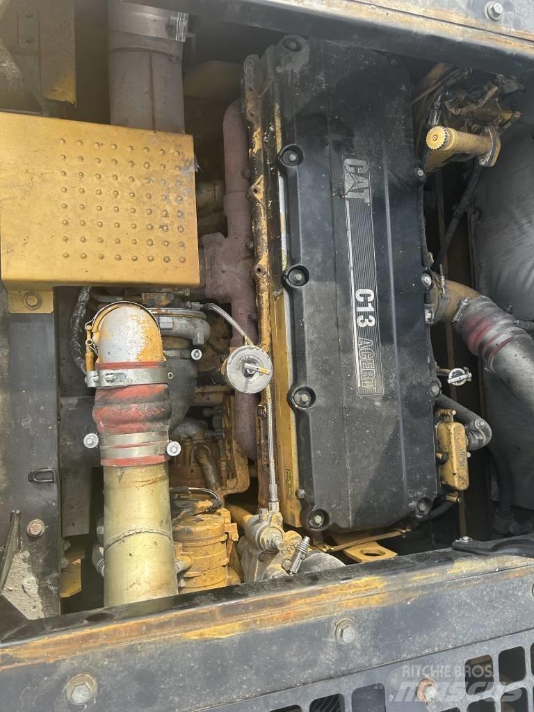 CAT 345 C L 履带挖掘机