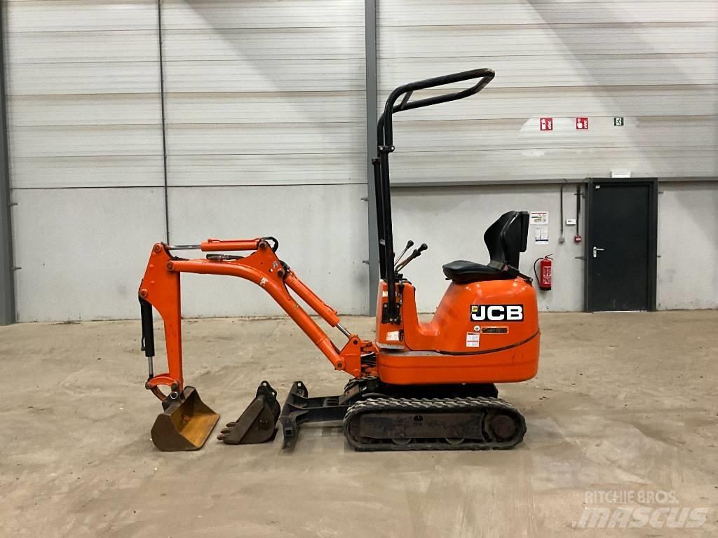 JCB 8008 小型挖掘机