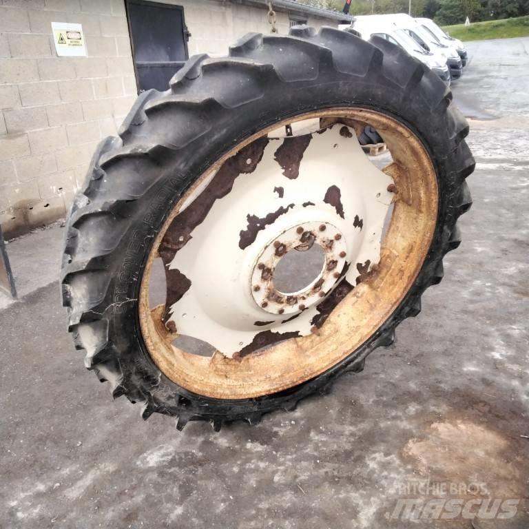 Taurus 9.5R44 轮胎、车轮、轮圈
