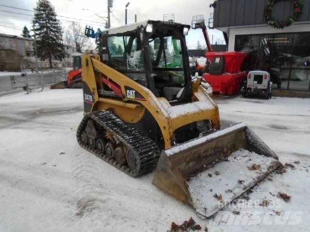 CAT 247 B 滑移装载机