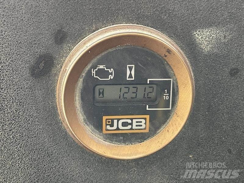 JCB 15 C - 1 小型挖掘机