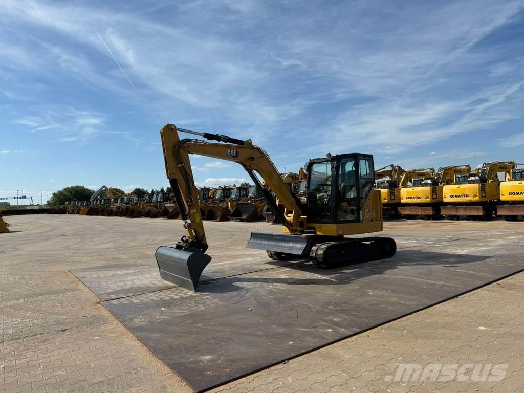 CAT 306CR 小型挖掘机