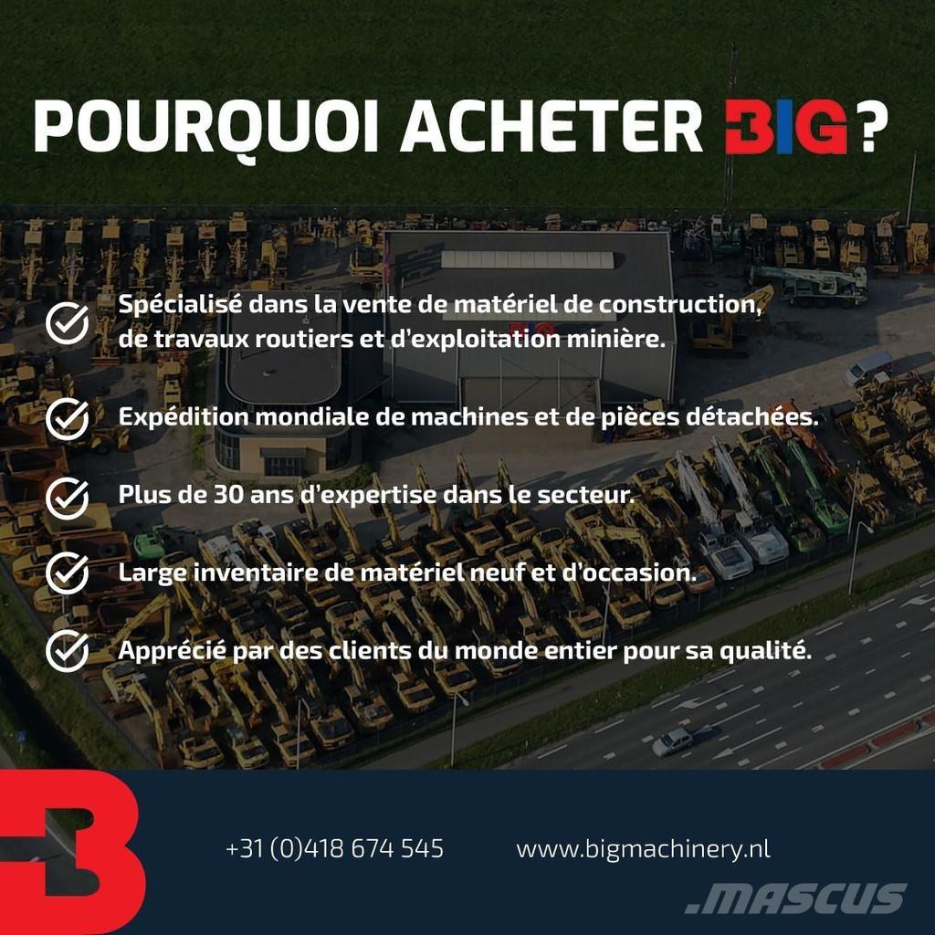 CAT 306CR 小型挖掘机