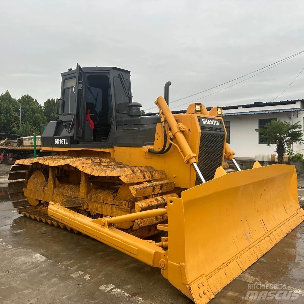 Shantui SD16 履带式推土机