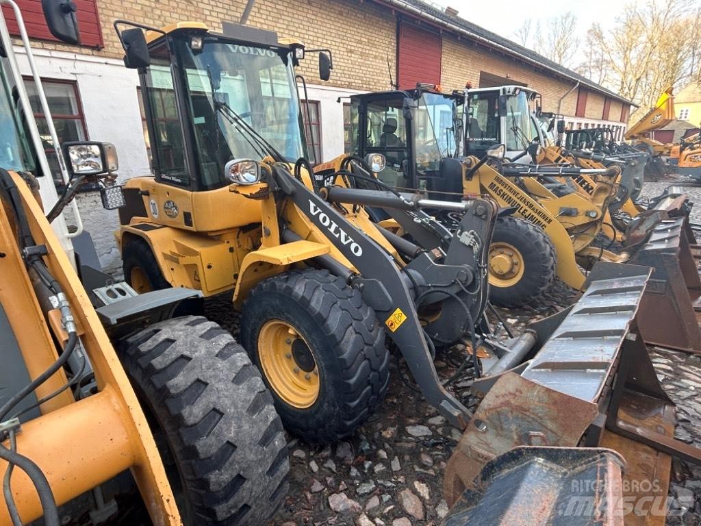 Volvo L 30 G 轮式装载机
