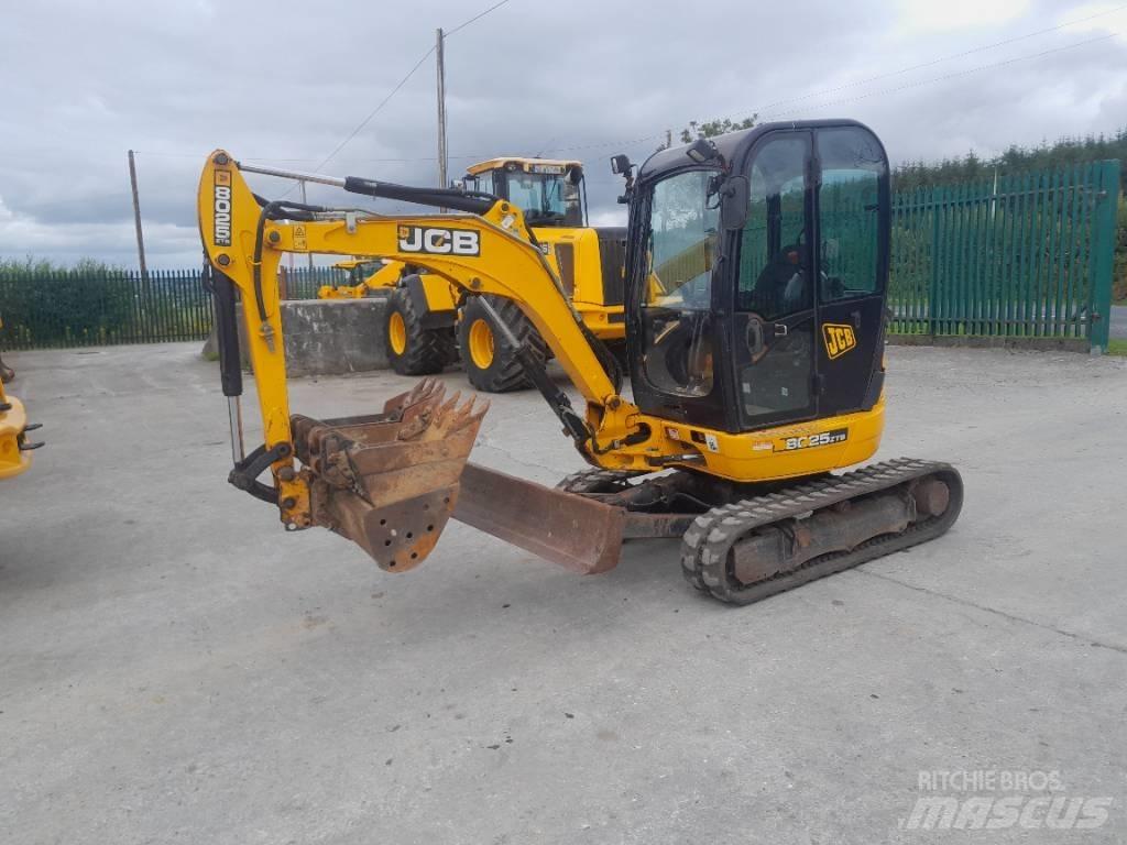 JCB 8025 小型挖掘机