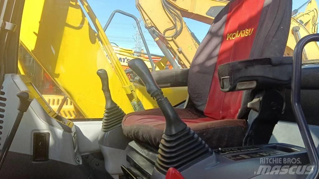 Komatsu PC130 履带挖掘机