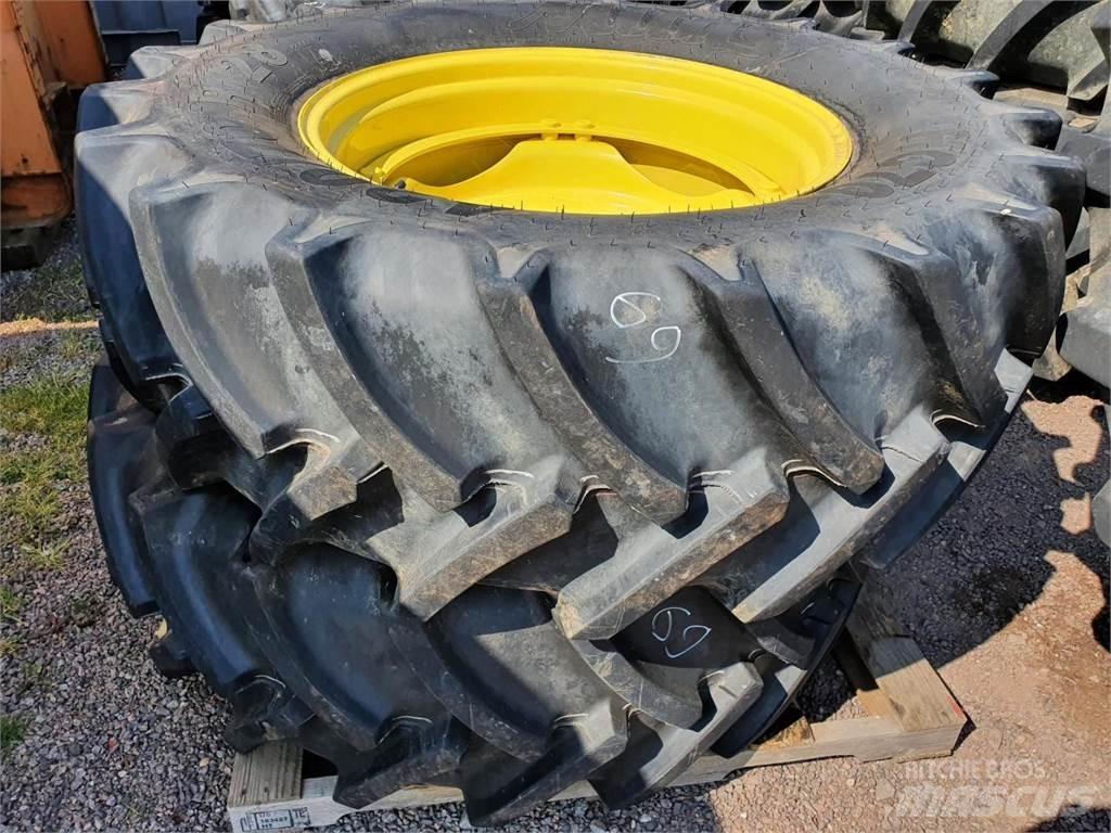 Mitas 420/70R28 x2 轮胎、车轮、轮圈