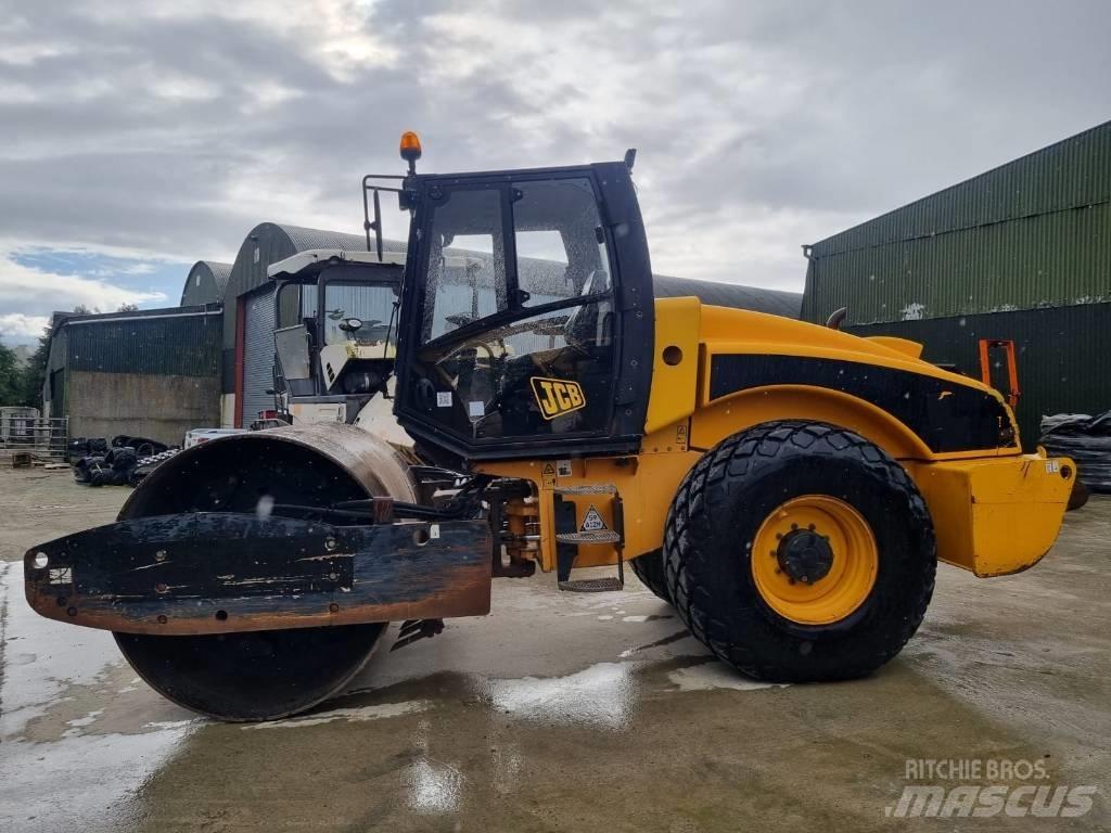 JCB Vibromax VM 146 土壤压实机