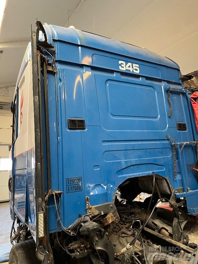 Scania CG19H 驾驶室与内部