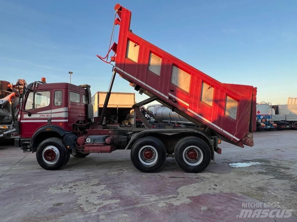 Mercedes-Benz 2635 自卸式货车