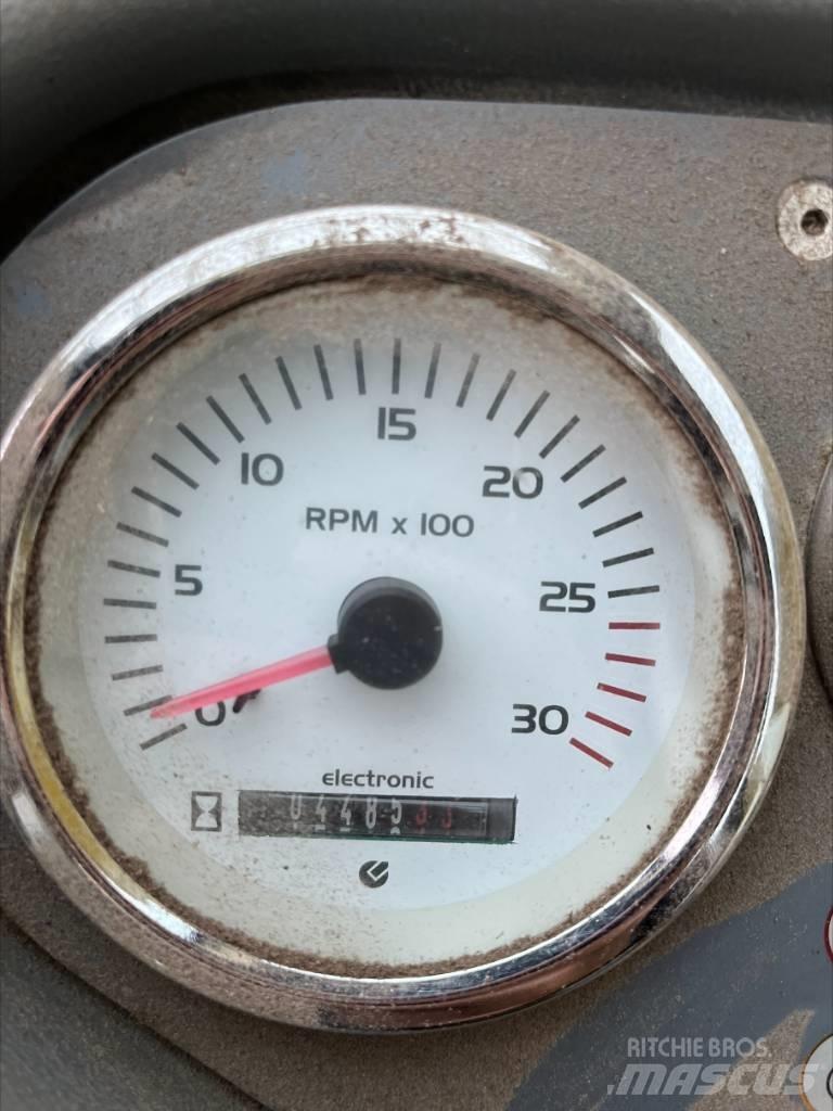 Haulotte HTL 4014 伸缩臂叉装车|叉装车