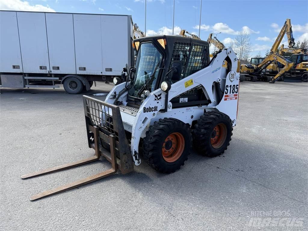 Bobcat S185 滑移装载机