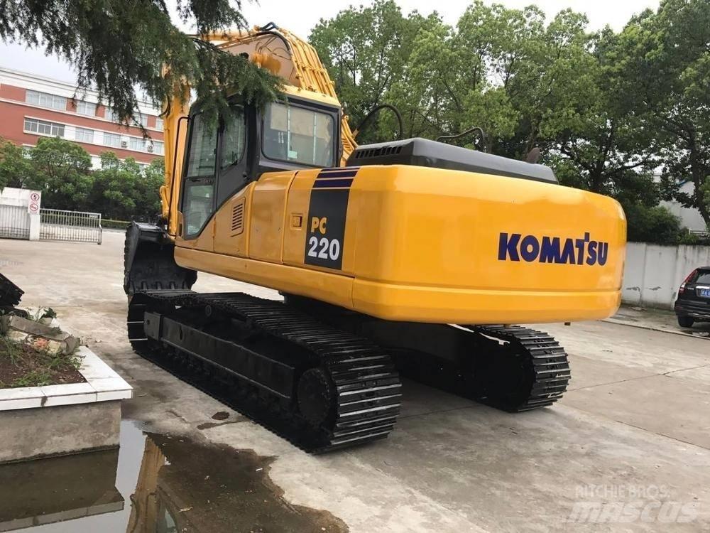 Komatsu pc200-7 履带挖掘机