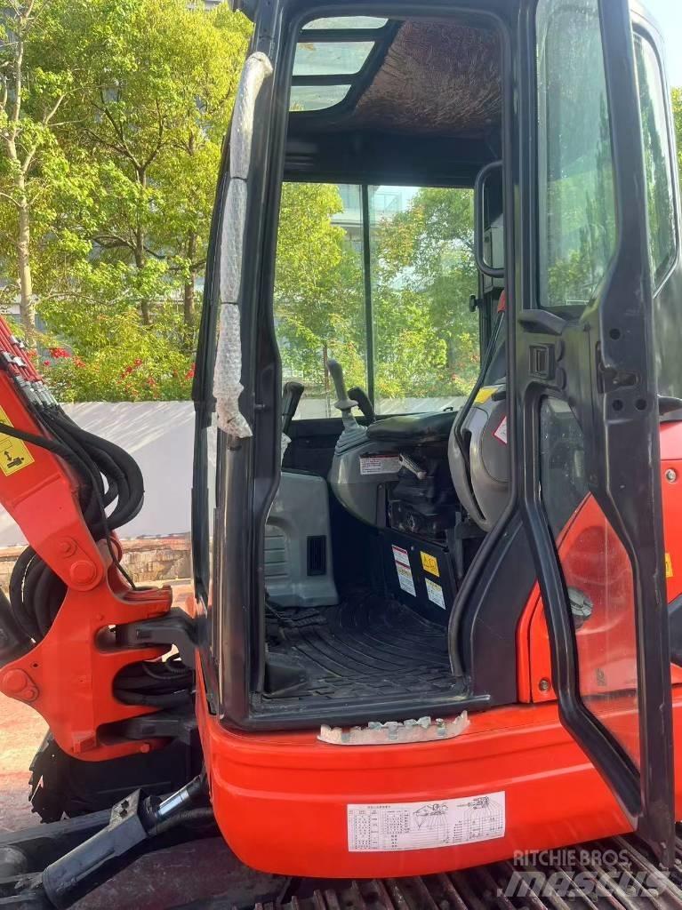 Kubota U 55 小型挖掘机