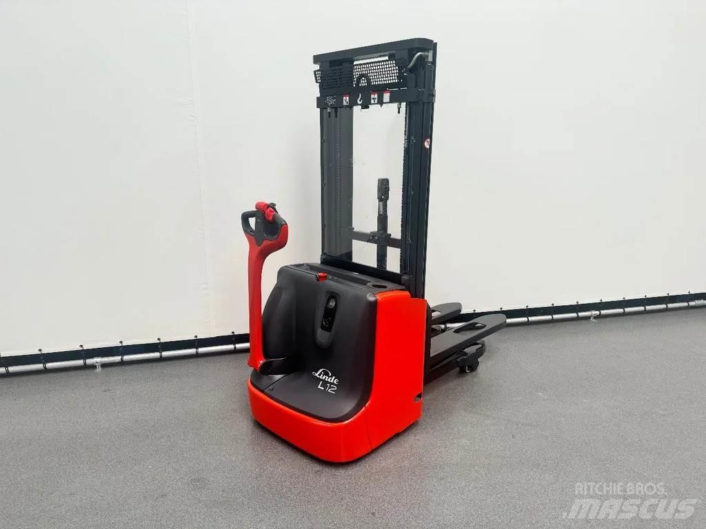 Linde L 12 l 手推堆垛车