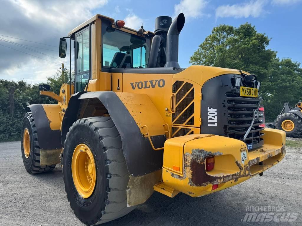 Volvo L 120 F 轮式装载机