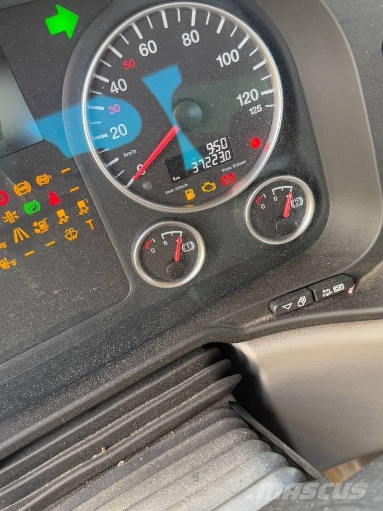 MAN TGM 15.290 工程吊钩车