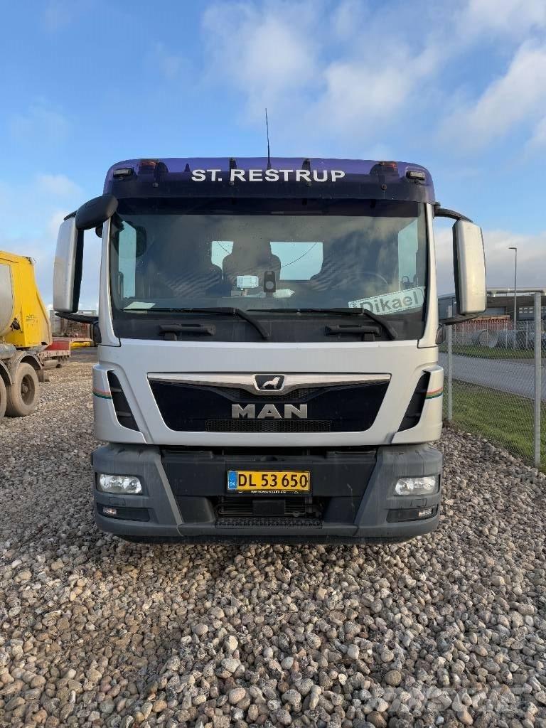 MAN TGM 15.290 工程吊钩车