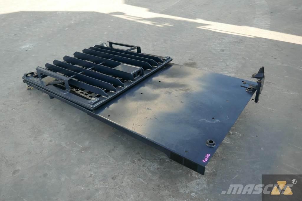 CAT 357-4102 驾驶室与内部