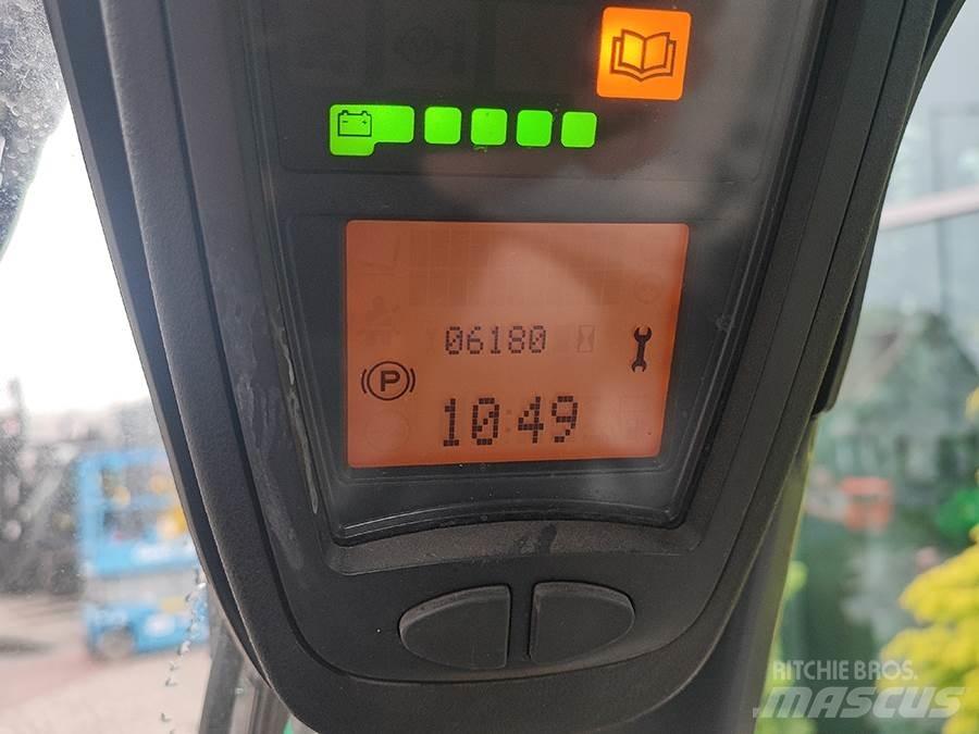 Linde E18PH-02 电动叉车