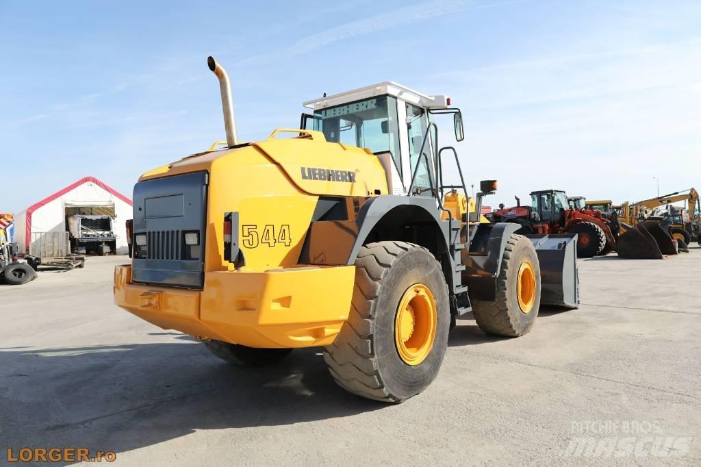 Liebherr L 544 轮式装载机