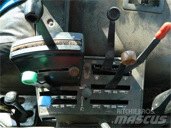 Ford 8210 拖拉机/农用车
