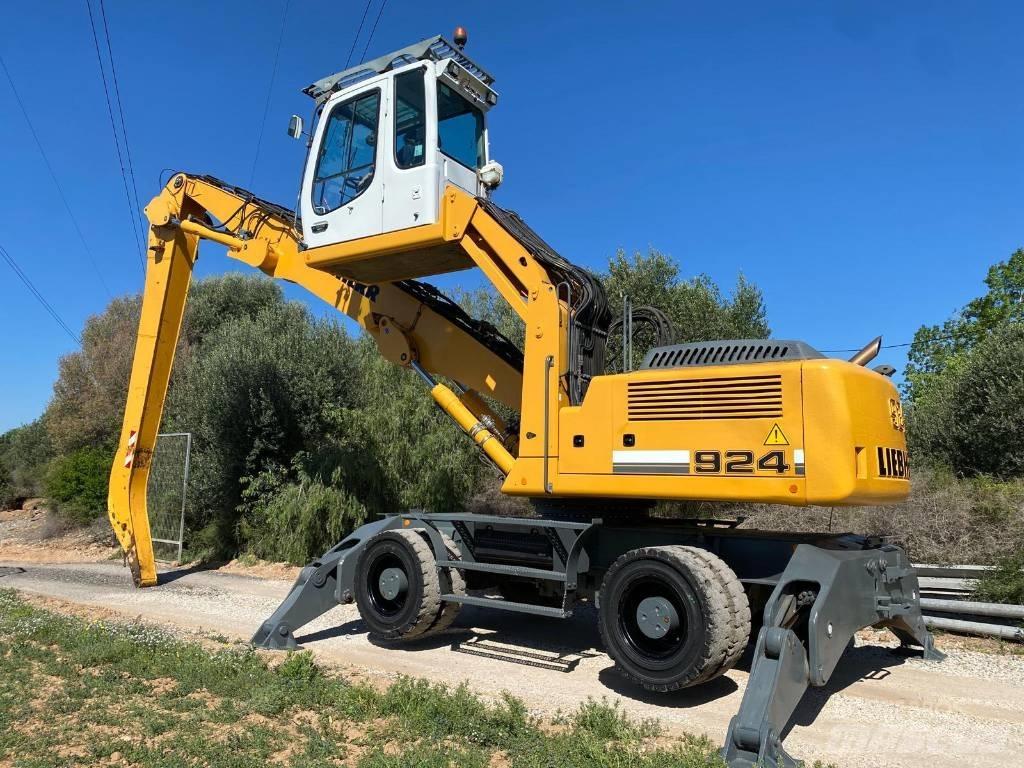 Liebherr A 924 C 工业挖掘机