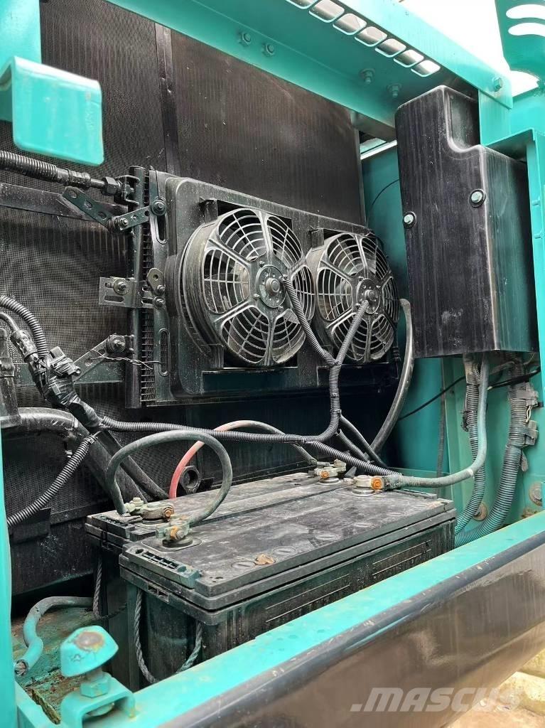 Kobelco SK 210 履带挖掘机