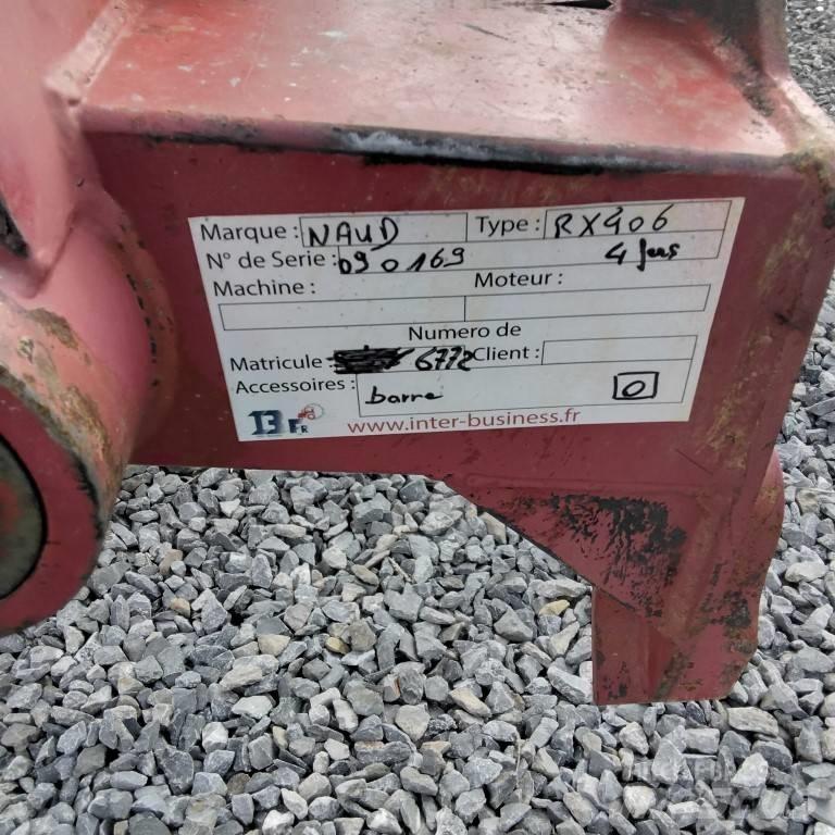 Naud RX406 双向犁