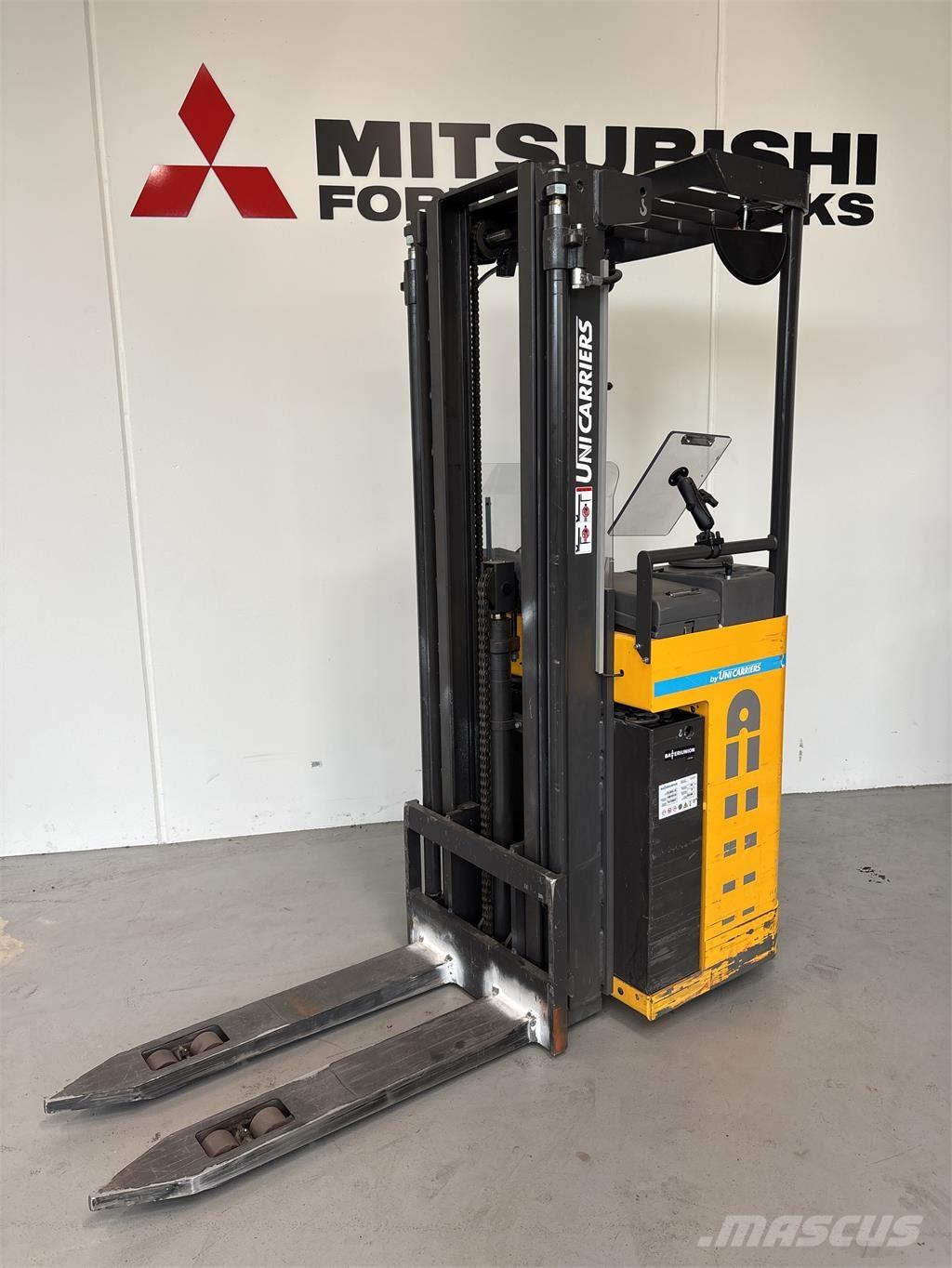 Atlet A160 行走式堆垛机