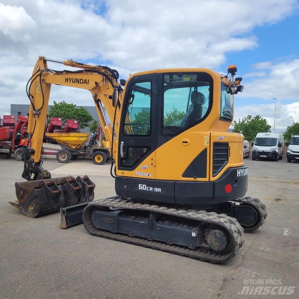 Hyundai R60CR9 小型挖掘机