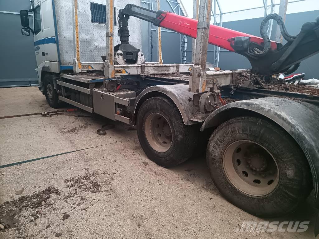 Volvo FH 520 木材运输车
